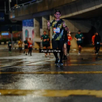 Runner Photo 7783985