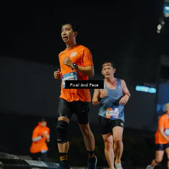 Runner Photo 7783989