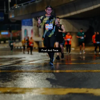 Runner Photo 7783993