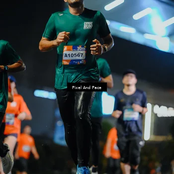 Runner Photo 7784004