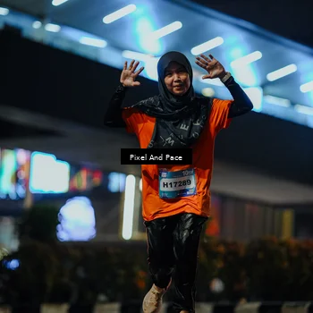 Runner Photo 7784009