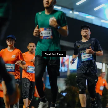Runner Photo 7784039
