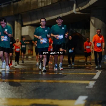 Runner Photo 7784055