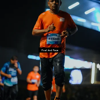 Runner Photo 7784056