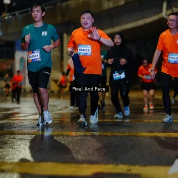 Runner Photo 7784080