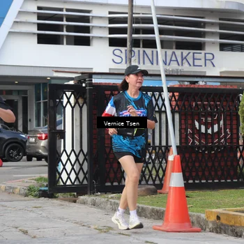 Runner Photo 7784084