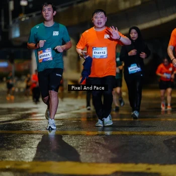 Runner Photo 7784099