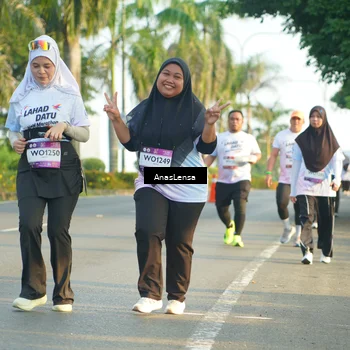 Runner Photo 7784132