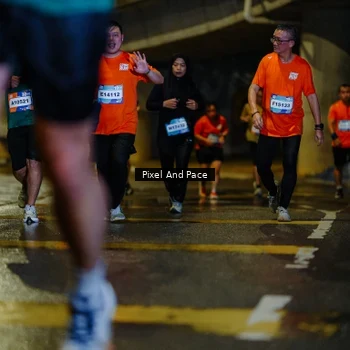 Runner Photo 7784135