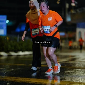 Runner Photo 7784140