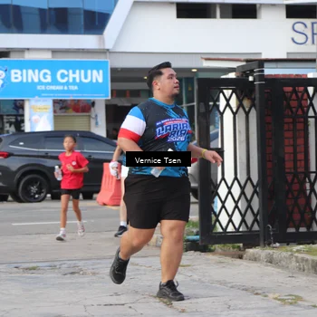 Runner Photo 7784147