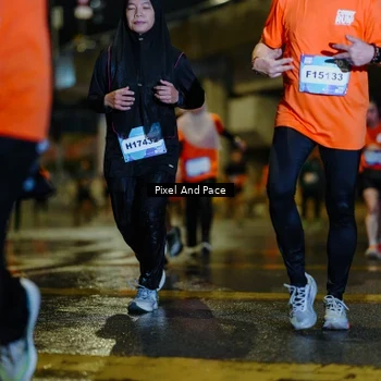 Runner Photo 7784149