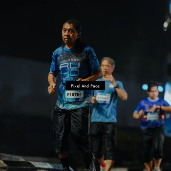 Runner Photo 7784157