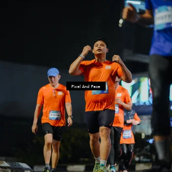 Runner Photo 7784161