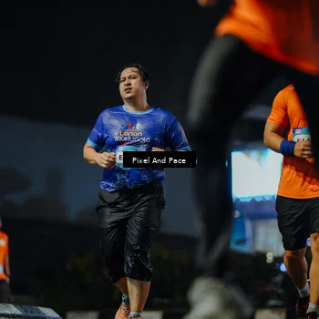Runner Photo 7784164