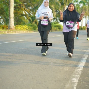 Runner Photo 7784173