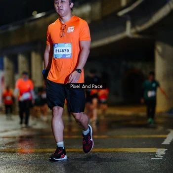 Runner Photo 7784193