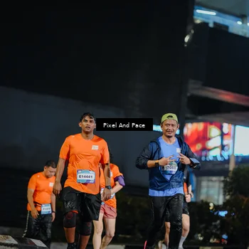 Runner Photo 7784206