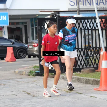 Runner Photo 7784213