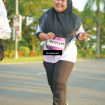 Runner Photo 7784220