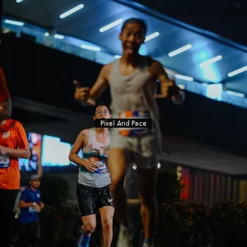 Runner Photo 7784227