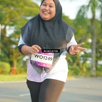 Runner Photo 7784240