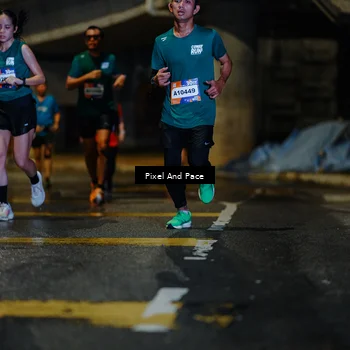 Runner Photo 7784256