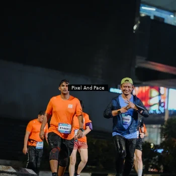 Runner Photo 7784259