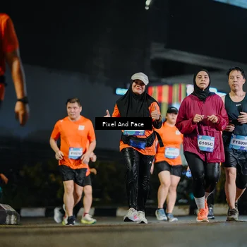 Runner Photo 7784266