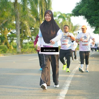 Runner Photo 7784269