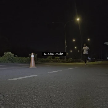 Runner Photo 7784273