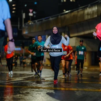Runner Photo 7784297
