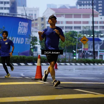 Runner Photo 7784299