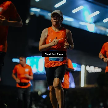 Runner Photo 7784306