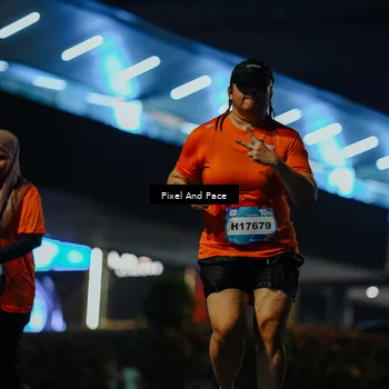 Runner Photo 7784318