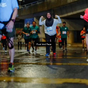 Runner Photo 7784322