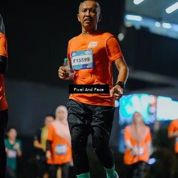 Runner Photo 7784343