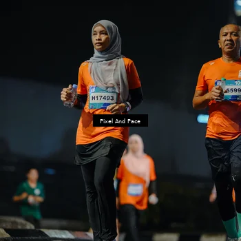 Runner Photo 7784356