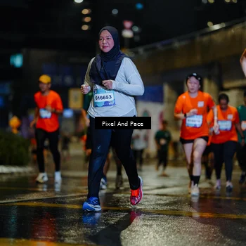 Runner Photo 7784363