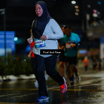 Runner Photo 7784370