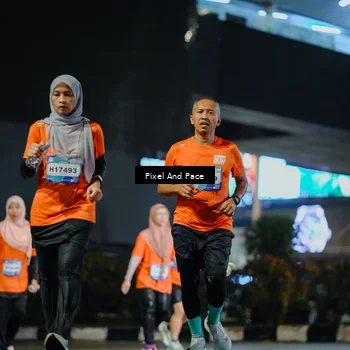 Runner Photo 7784371