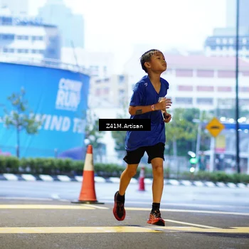 Runner Photo 7784390
