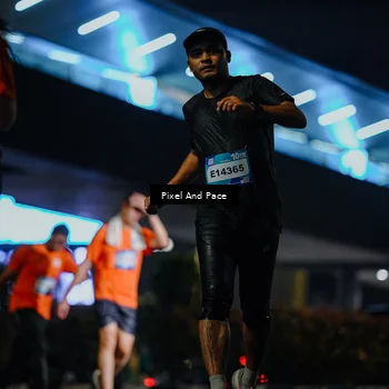 Runner Photo 7784391