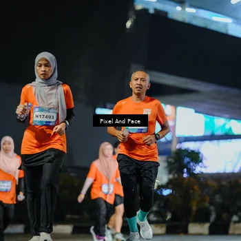 Runner Photo 7784396