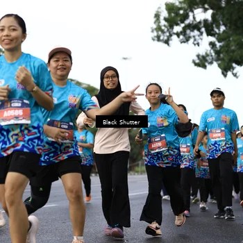 Runner Photo 7784405