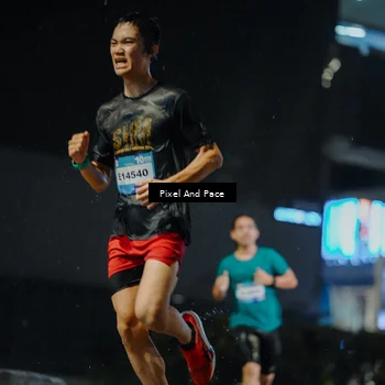 Runner Photo 7784410