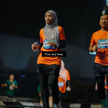 Runner Photo 7784429