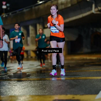 Runner Photo 7784434