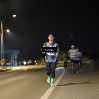 Runner Photo 7784449