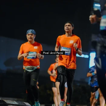 Runner Photo 7784455